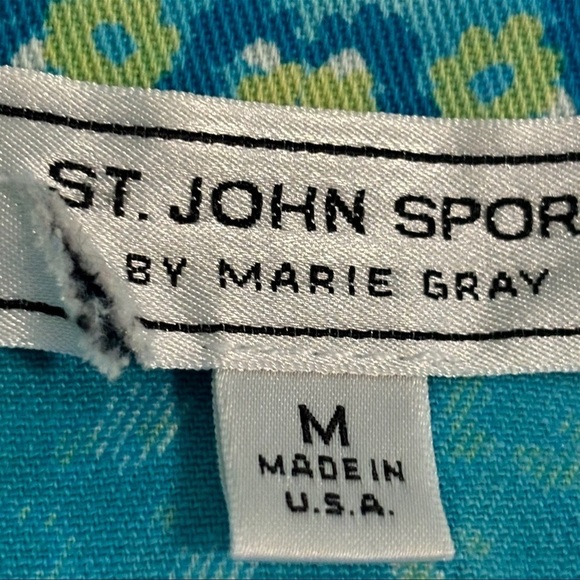 ST. JOHN TEAL PAISLEY JACKET WITH SJ GOLD BUTTONS AND SJ PLATE ON BACK - Picture 2 of 6